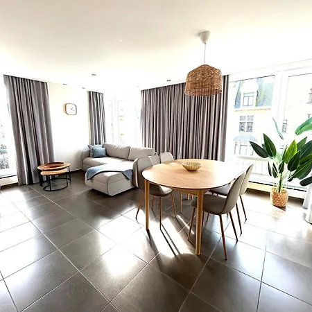 Zonnig Leopold Aan Zee Apartman De Panne