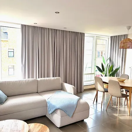 Apartamento Zonnig Leopold Aan Zee De Panne